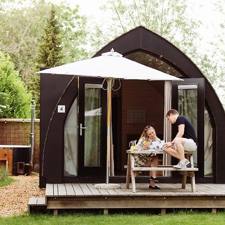 Pod Huisje Met Hottub Dokkum Extérieur photo