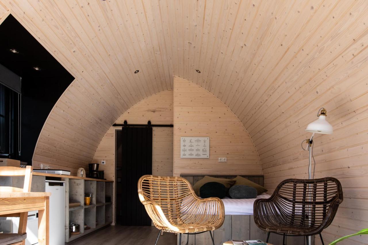 Pod Huisje Met Hottub Dokkum Extérieur photo