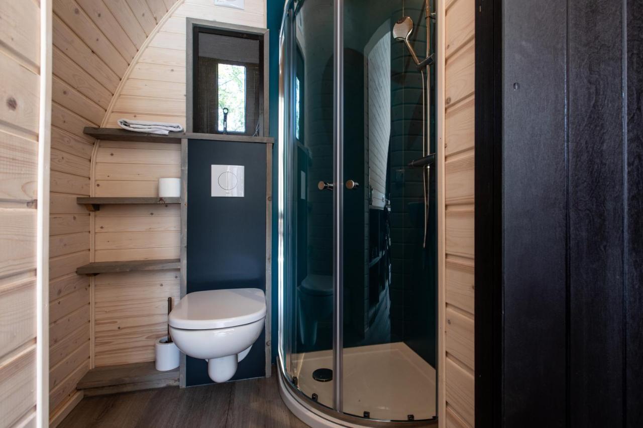 Pod Huisje Met Hottub Dokkum Extérieur photo
