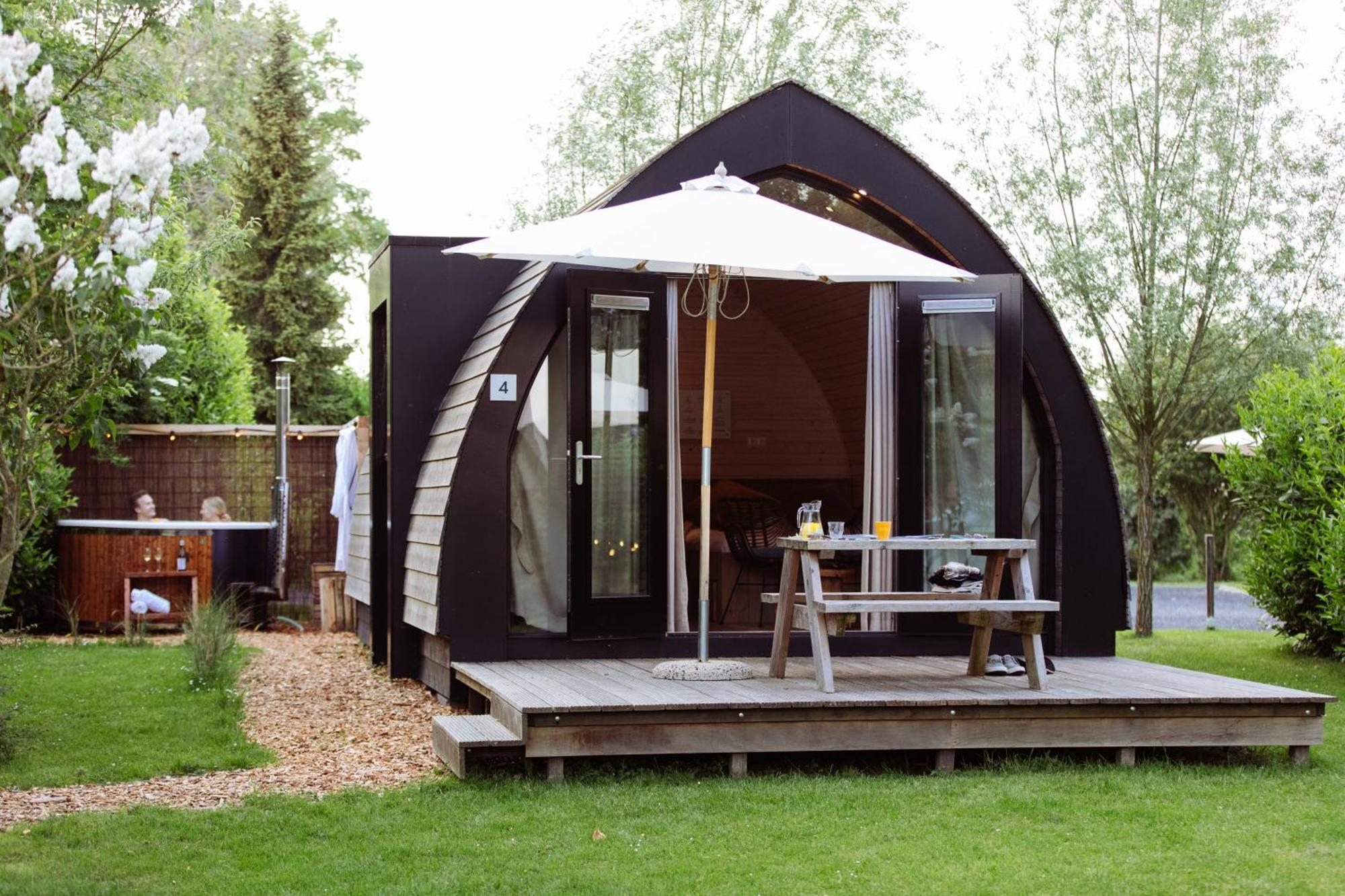Pod Huisje Met Hottub Dokkum Extérieur photo